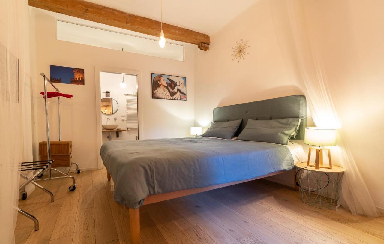 Lovely Studio D'Azeglio By Studio Vita Bologna Exterior photo